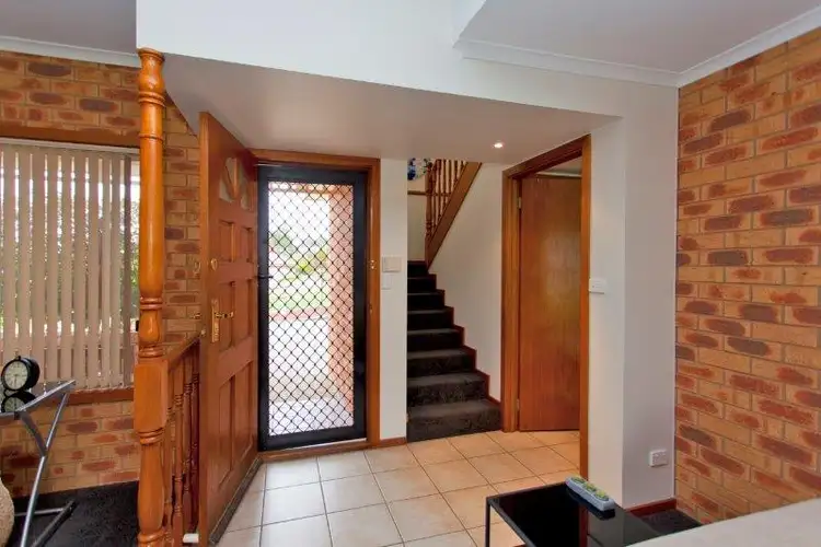 Second view of Homely townhouse listing, 1/6 Southernview Drive, West Albury NSW 2640