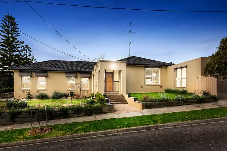 42 Saxonwood Drive, Doncaster East VIC 3109