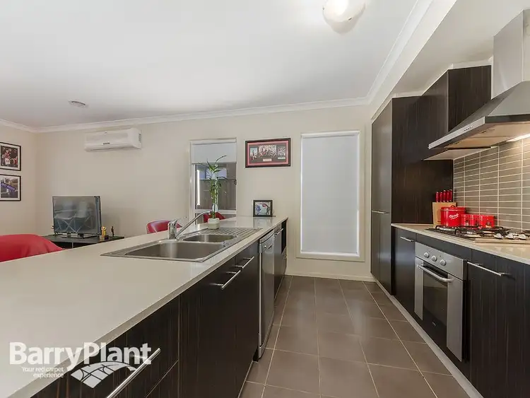 Fourth view of Homely house listing, 33 Manderston Avenue, Derrimut VIC 3030