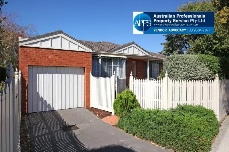 Main view of Homely unit listing, 1/166 Poath Road, Hughesdale VIC 3166