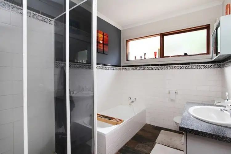 Fifth view of Homely house listing, 2/408 Mascoma Street, Strathmore Heights VIC 3041