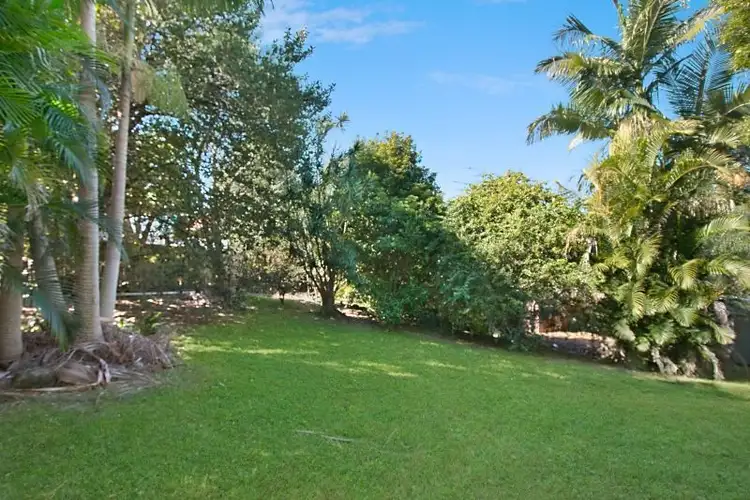 32 Glen Ayr Drive, Banora Point NSW 2486