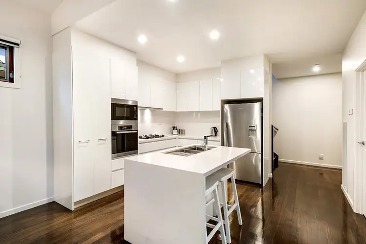 37 Heacham Road, Eltham North VIC 3095