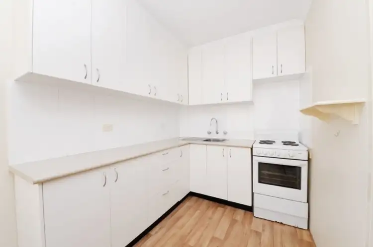 Third view of Homely apartment listing, 3/210 Oberon Street, Coogee NSW 2034
