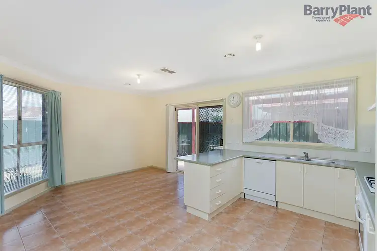 Fifth view of Homely house listing, 2/3 May Avenue, Altona Meadows VIC 3028