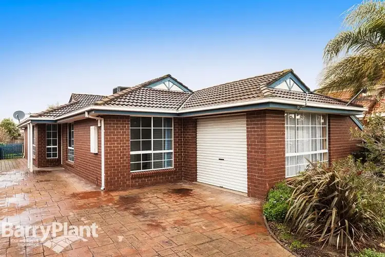 18 Lan Avenue, Altona Meadows VIC 3028