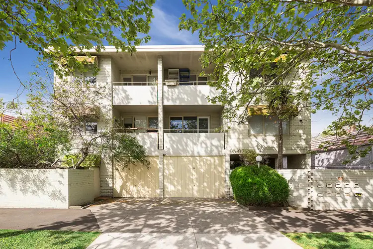 7/95 Eastwood Street, Kensington VIC 3031