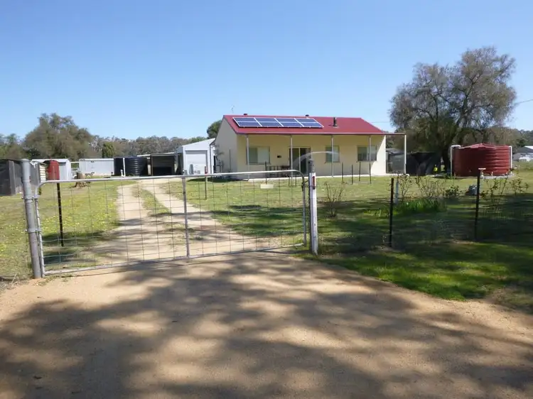 88 Crowther Street, Koorawatha NSW 2807