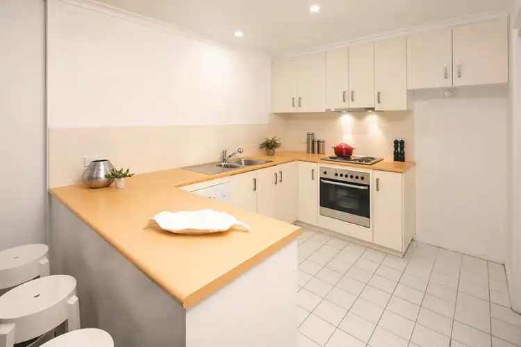 Fifth view of Homely apartment listing, 4/337 Station Street, Thornbury VIC 3071