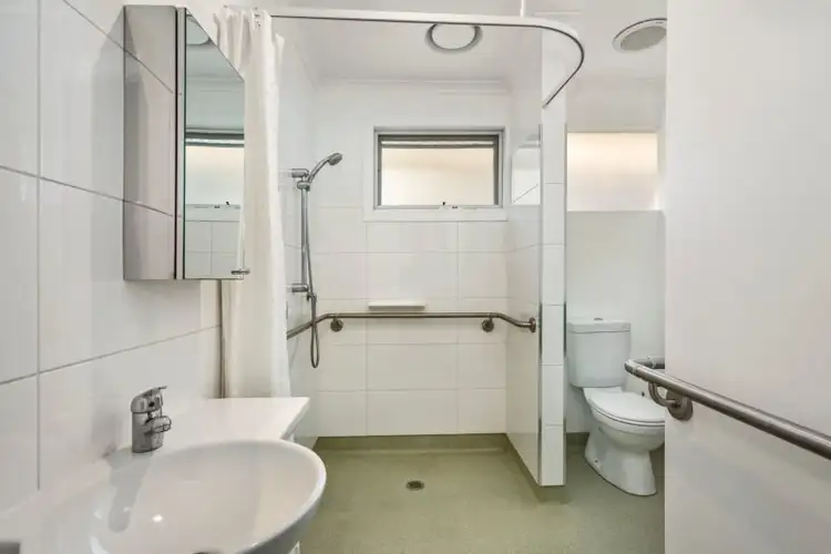 Fifth view of Homely villa listing, 2/361 Cotham Road, Kew VIC 3101