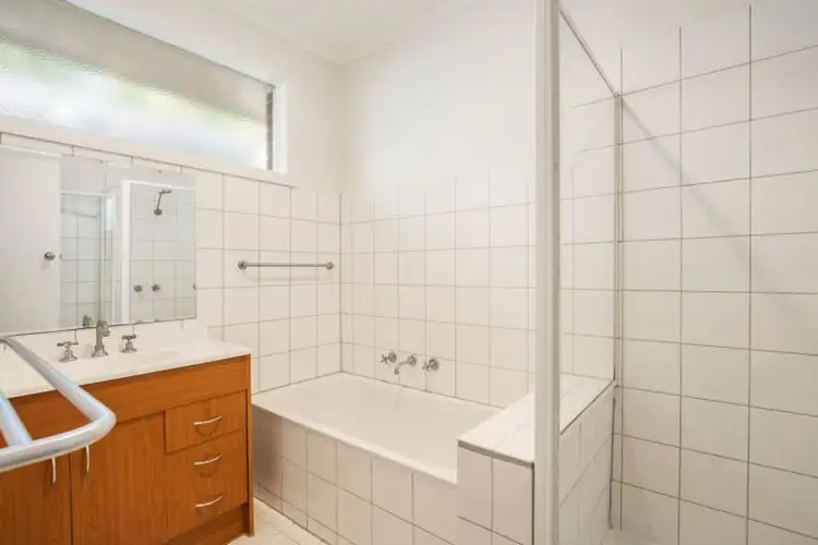 Fourth view of Homely unit listing, 2/13 Gordon Street, Balwyn VIC 3103