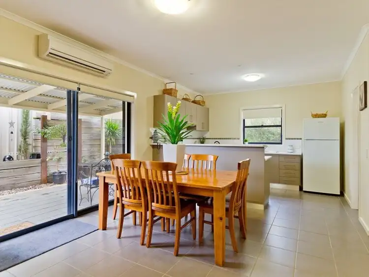 Third view of Homely unit listing, 2/3 Maldon Road, Castlemaine VIC 3450