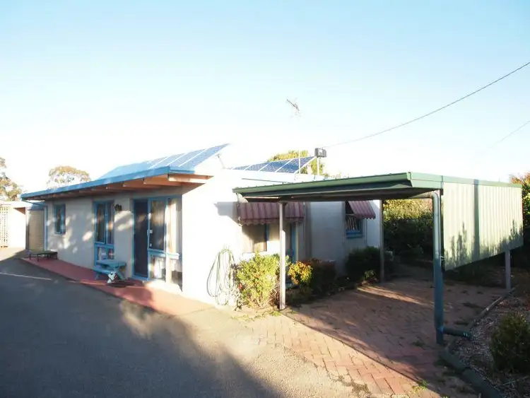 Second view of Homely unit listing, 1/6 Beckley Court, Bairnsdale VIC 3875
