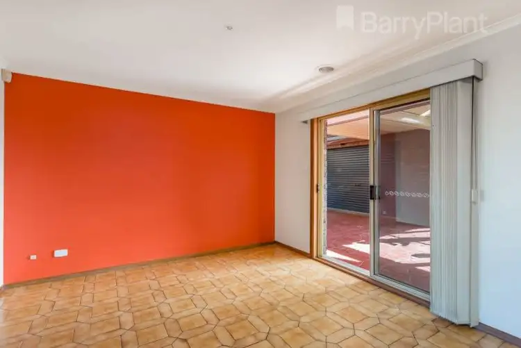 Seventh view of Homely house listing, 8 Taegtow Way, Altona Meadows VIC 3028