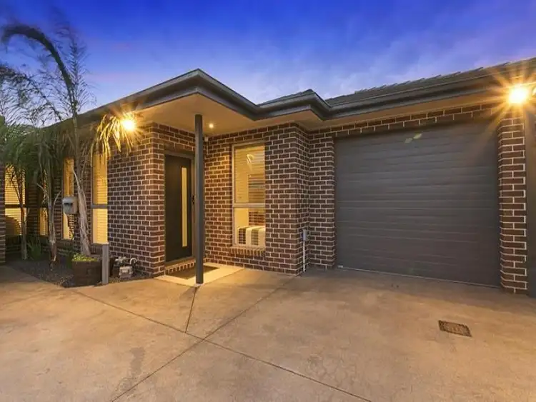 4/92-94 Bladin Street, Laverton VIC 3028