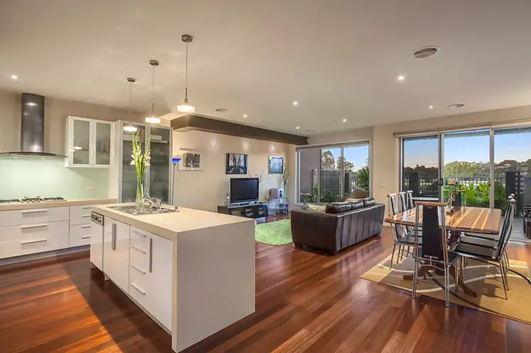 16 Waterside Place, Maribyrnong VIC 3032
