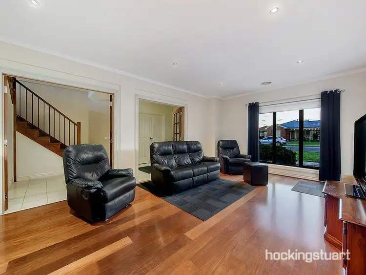 Sixth view of Homely house listing, 8 Evergreen Court, Taylors Hill VIC 3037