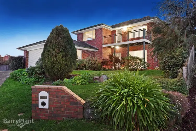 32 Grantham Crescent, Berwick VIC 3806