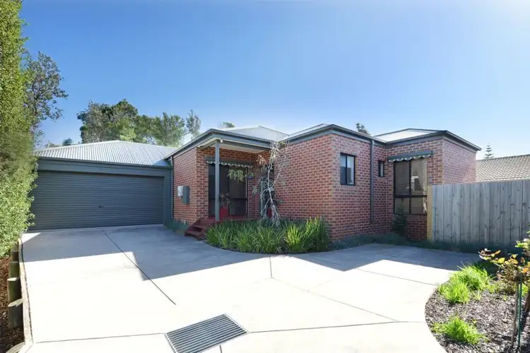 98B Kananook Avenue, Seaford VIC 3198