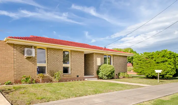 19 Allison Street, Sunshine West VIC 3020