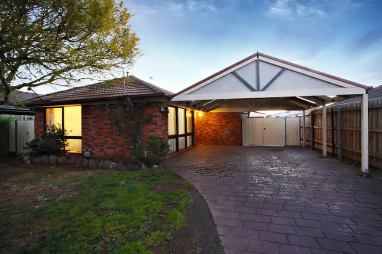 35 Derwent Road, Werribee VIC 3030