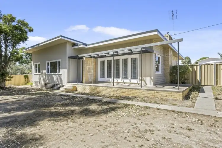 1 Morrison Street, Kangaroo Flat VIC 3555