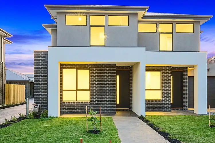 Main view of Homely townhouse listing, 5/15 Conifer Avenue, Brooklyn VIC 3012
