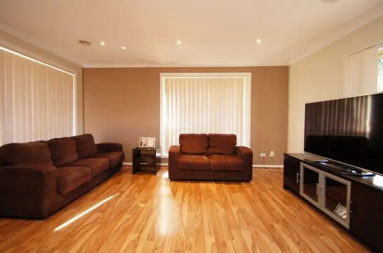 Second view of Homely unit listing, 2/8 Katnook Court, Meadow Heights VIC 3048