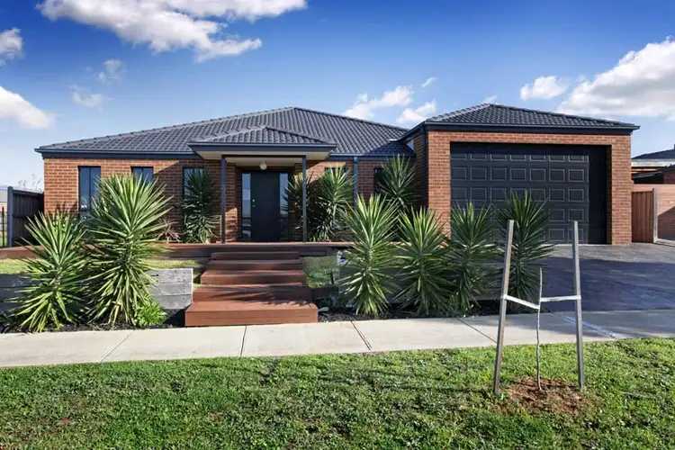 6 Millport Drive, Burnside VIC 3023