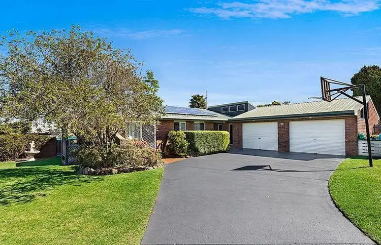 16 Cudgee Court, Wilsonton Heights QLD 4350