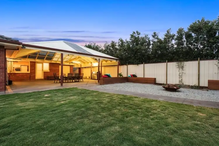 Second view of Homely house listing, 37 Higgs Circuit, Sunbury VIC 3429