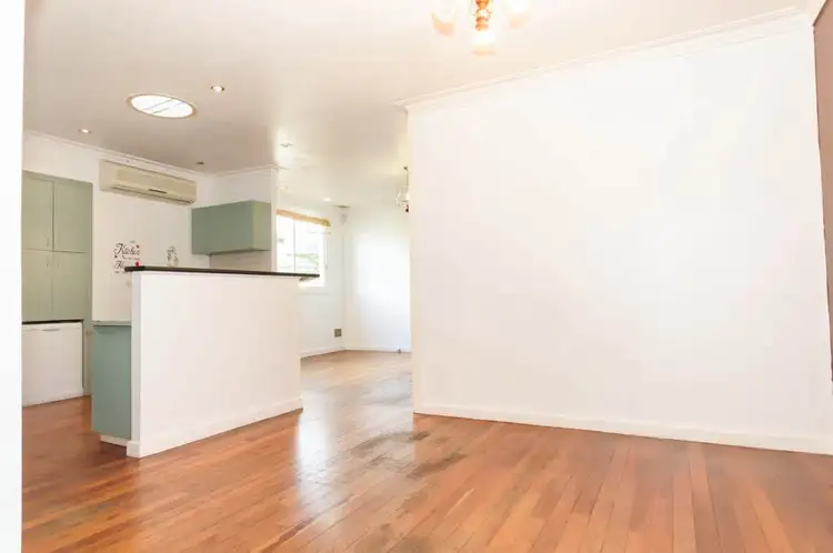 Third view of Homely house listing, 10 Middleton Street, Cloverdale WA 6105
