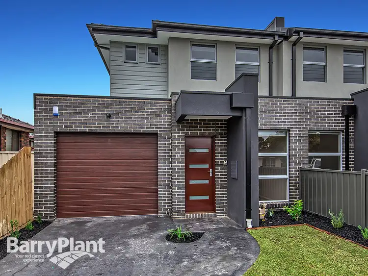 Third view of Homely townhouse listing, 1/106 William Street, St Albans VIC 3021