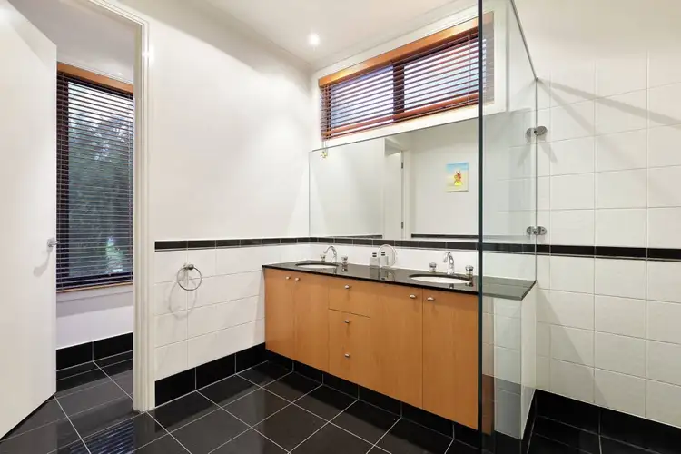 Sixth view of Homely house listing, 5 Craigrossie Road, Mornington VIC 3931