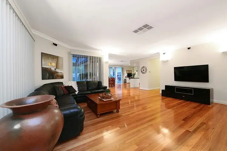 Fourth view of Homely house listing, 1 Grand Valley Court, Lysterfield South VIC 3156