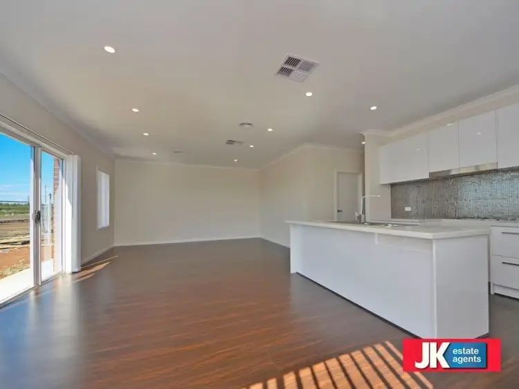 Fourth view of Homely house listing, 19 Maintop Way, Tarneit VIC 3029
