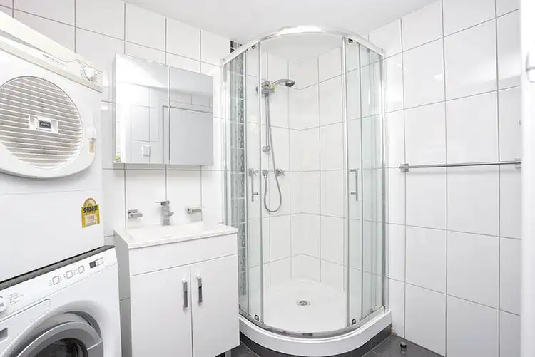 Fifth view of Homely apartment listing, 5/105 Atherton Road, Oakleigh VIC 3166