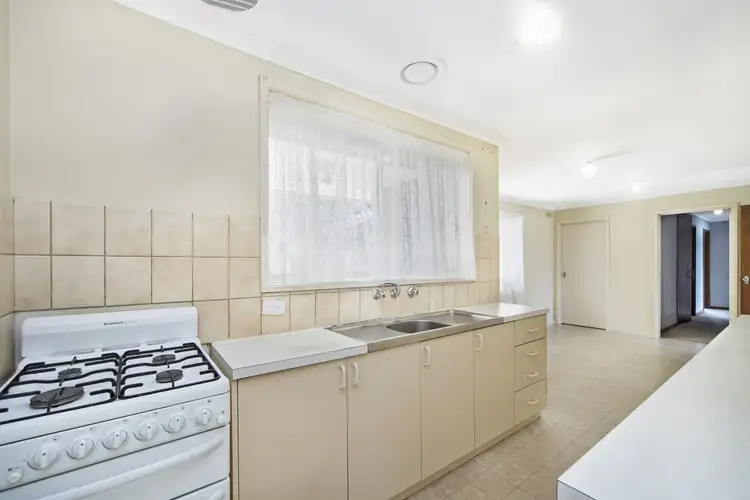 Fifth view of Homely house listing, 18 Willow Grove, Wendouree VIC 3355