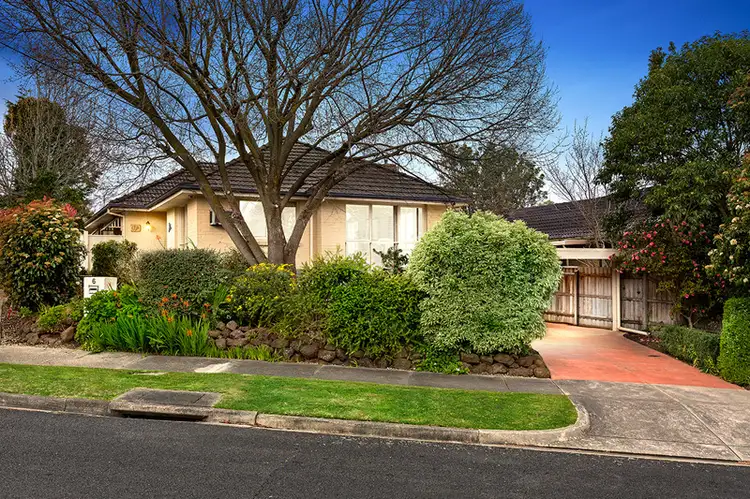 6 Fuller Street, Bulleen VIC 3105