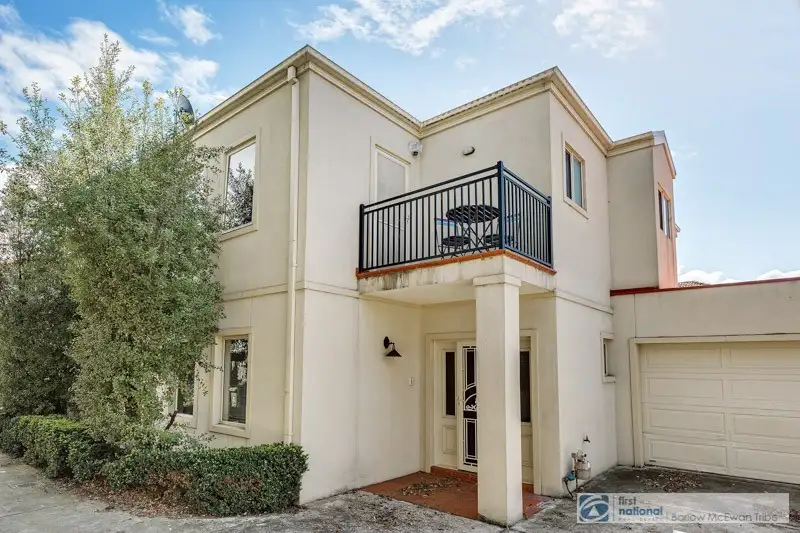 Main view of Homely townhouse listing, 3/8 Grieve Parade, Altona VIC 3018