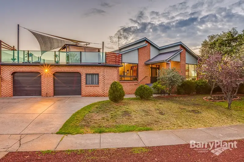 Main view of Homely house listing, 32 Messina Crescent, Taylors Lakes VIC 3038