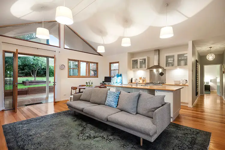 5 Elsa Court, Eltham VIC 3095