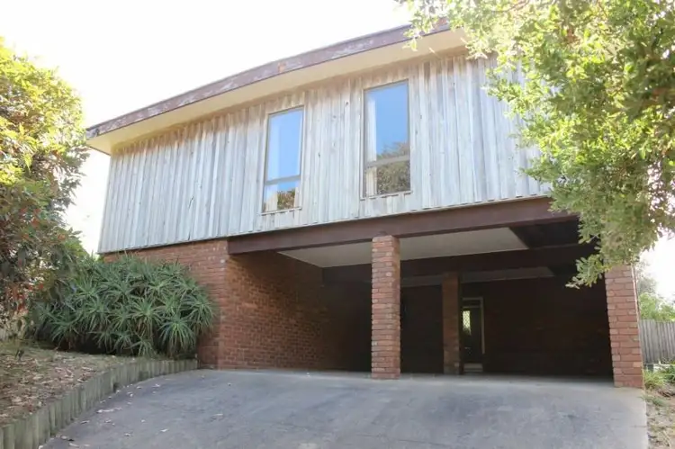 4 DONALD STREET, Venus Bay VIC 3956