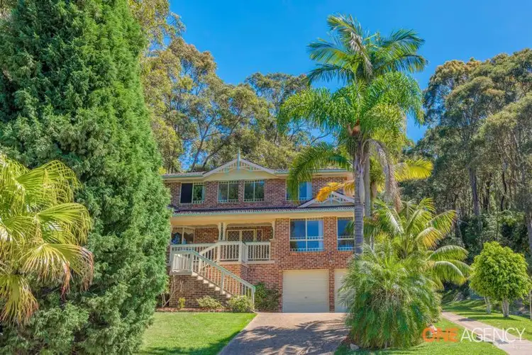 20 Palm Tree Crescent, Caves Beach NSW 2281