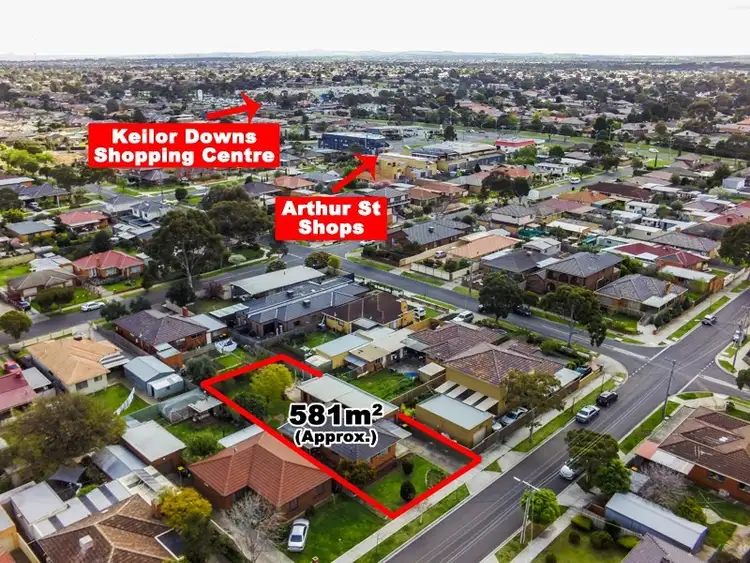 33 Grace Street, St Albans VIC 3021