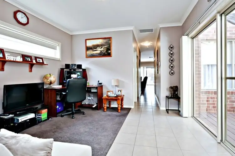 Fourth view of Homely house listing, 2/40 Bridlepath Drive, Truganina VIC 3029