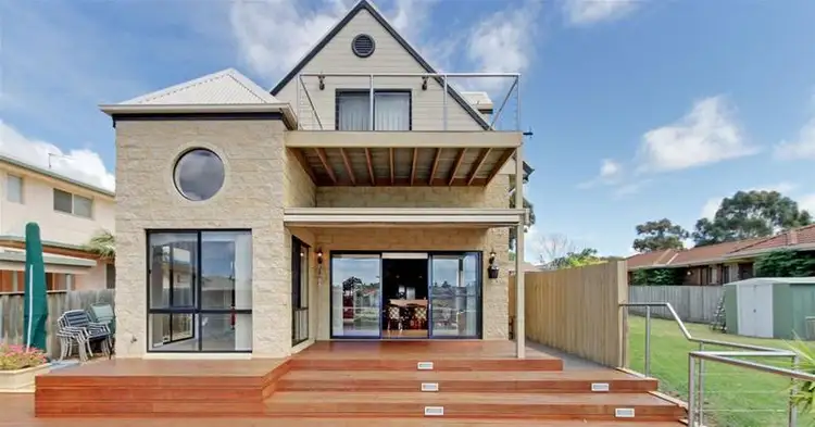 7B Sheerwater Terrace, Paynesville VIC 3880