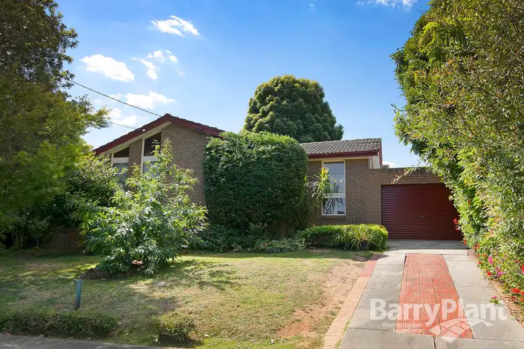 11 Jodi Avenue, Wheelers Hill VIC 3150