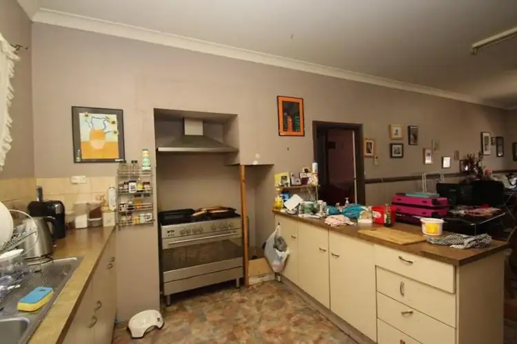 Fifth view of Homely house listing, 1034 Baratta Street, North Albury NSW 2640