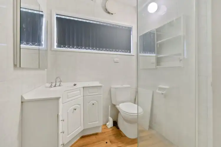 Fifth view of Homely house listing, 185 Beach Street, Frankston VIC 3199